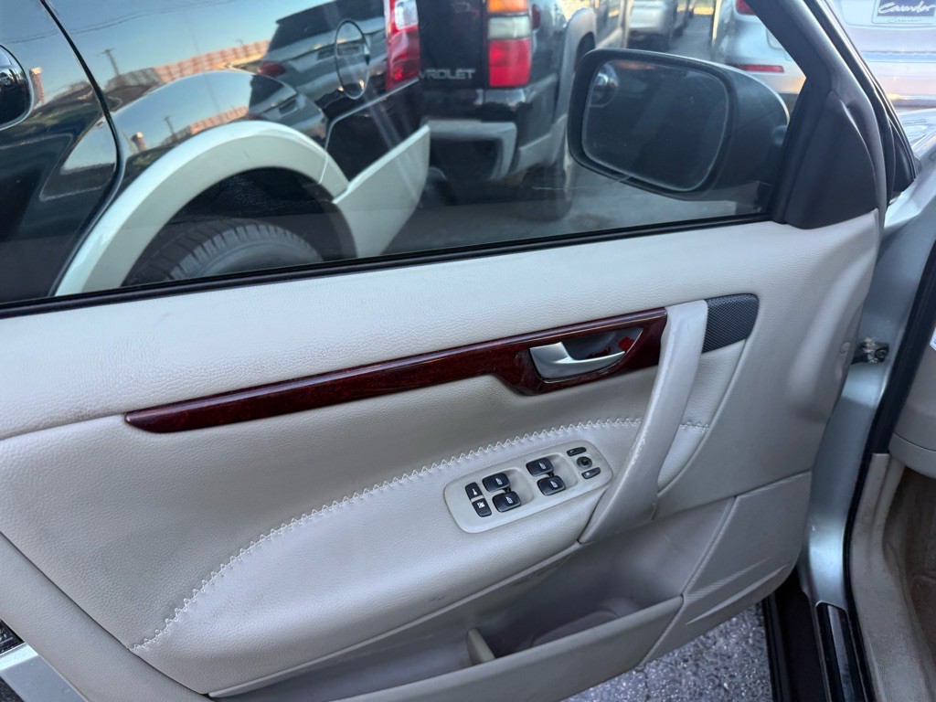 2004 Volvo XC70 Image 55