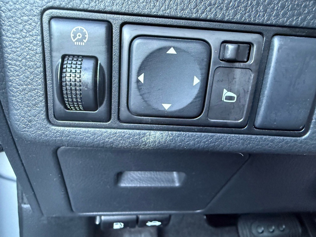 2009 Nissan Versa Image 16