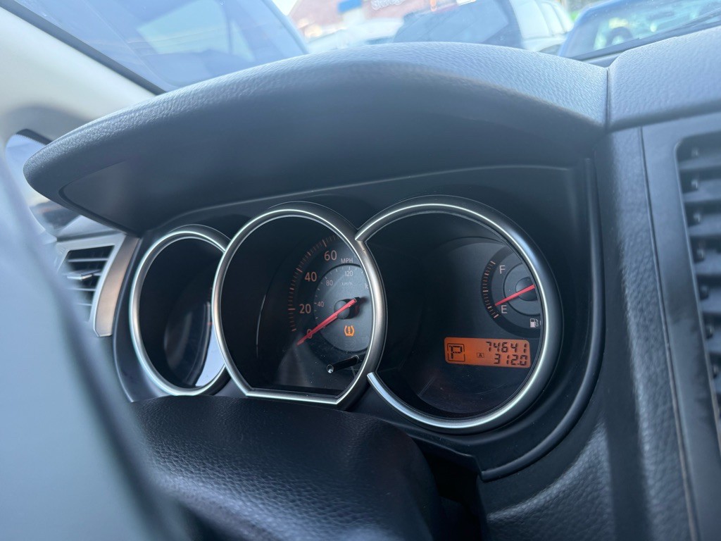 2009 Nissan Versa Image 19