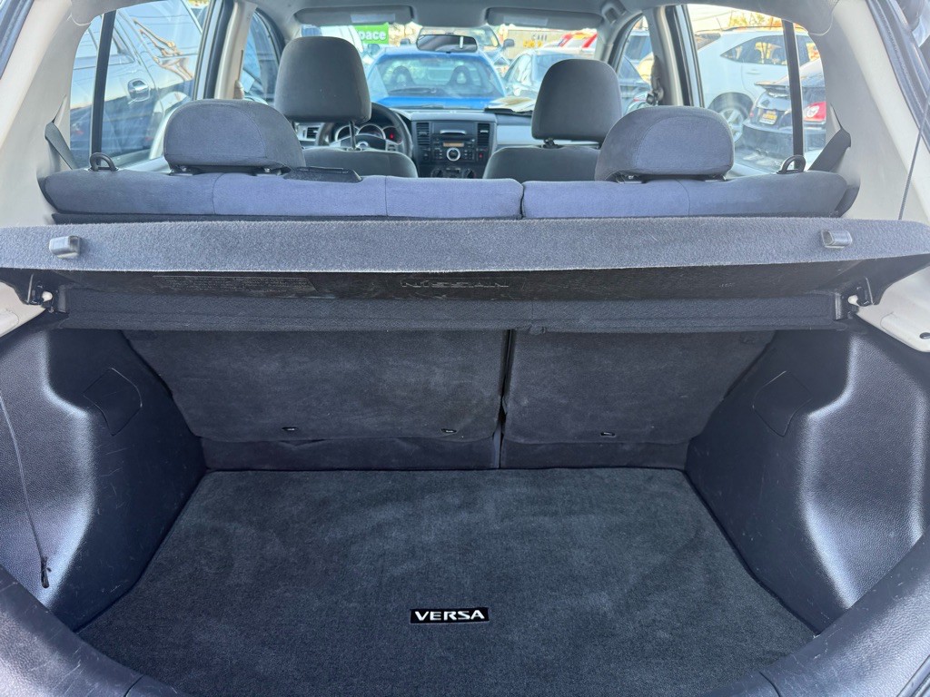 2009 Nissan Versa Image 37