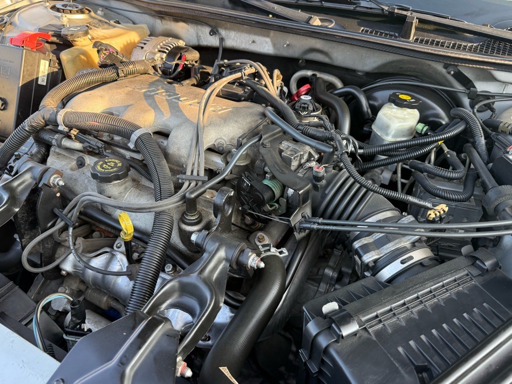 2002 Buick Century Image 7