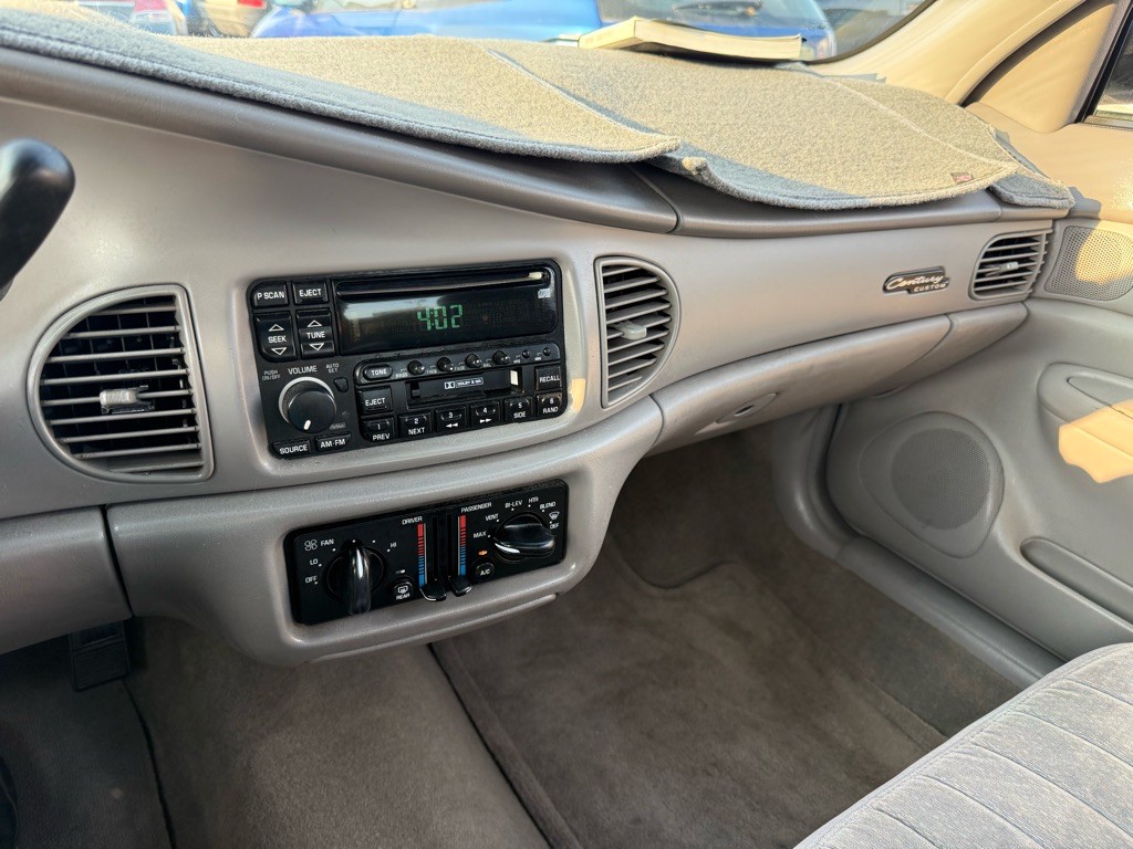 2002 Buick Century Image 31