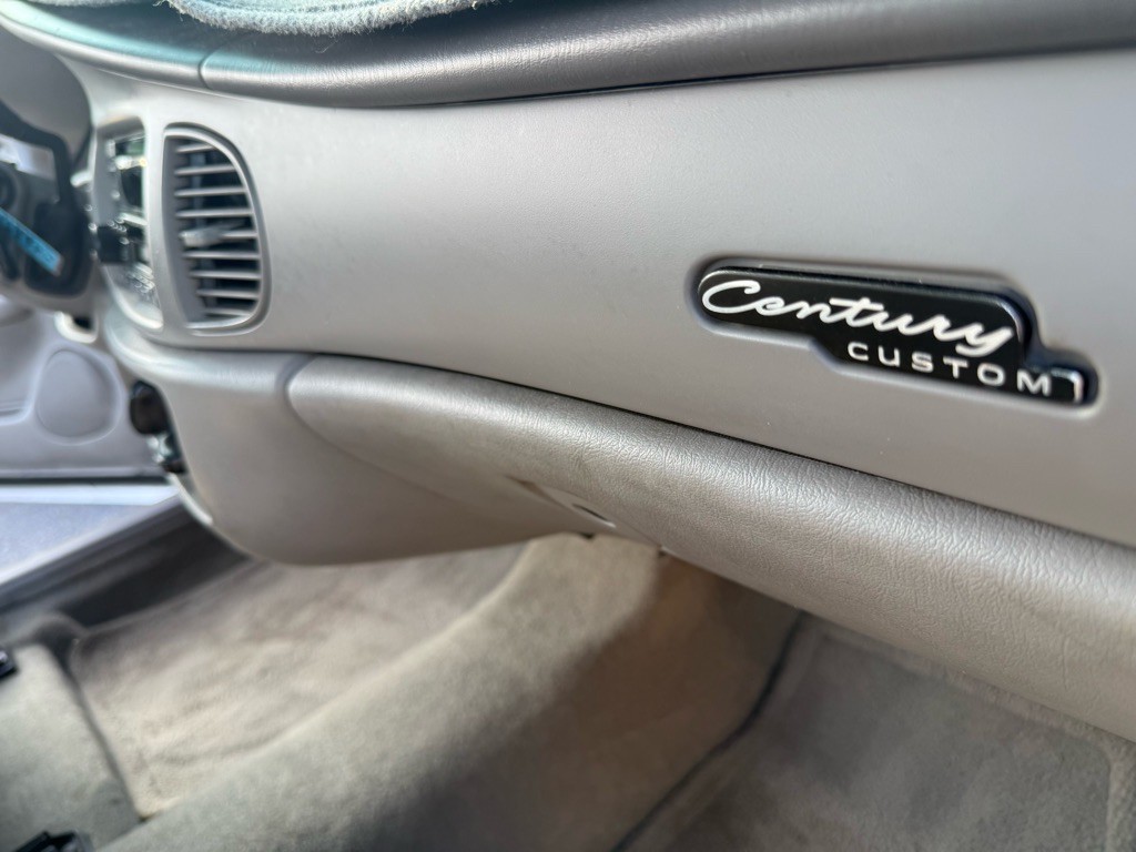 2002 Buick Century Image 32