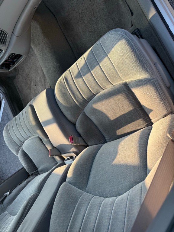 2002 Buick Century Image 36