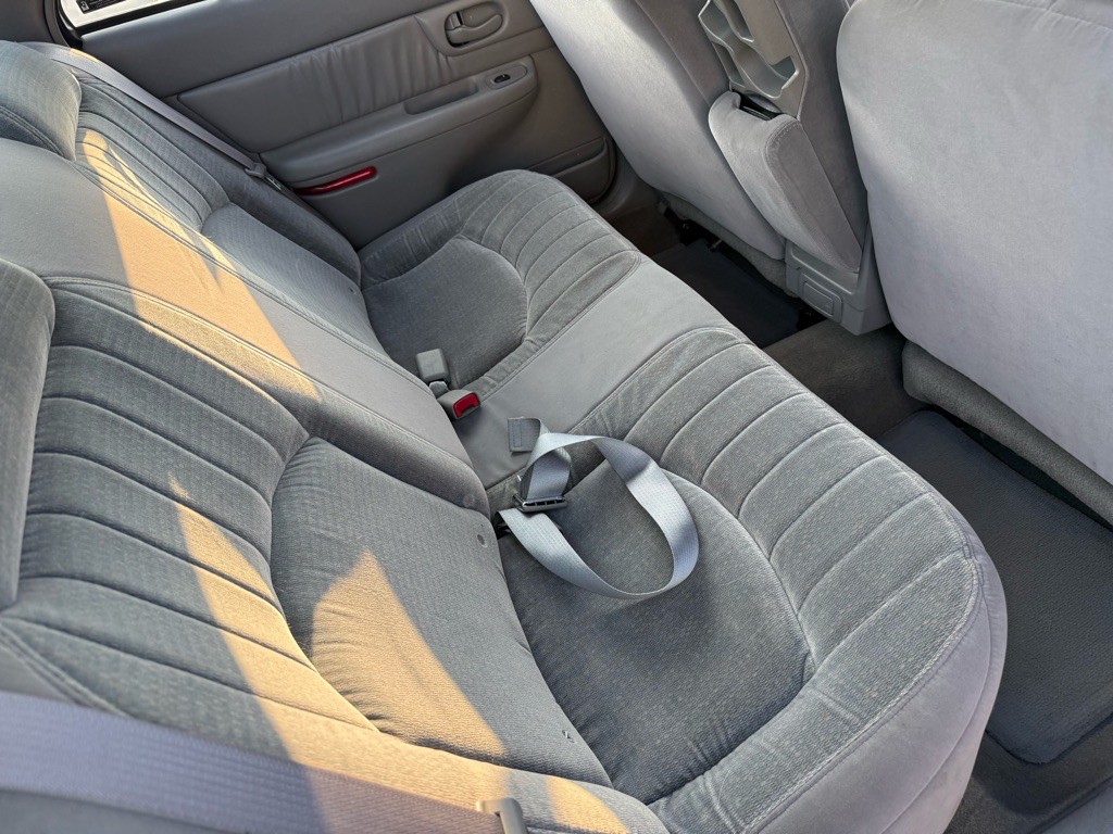 2002 Buick Century Image 37