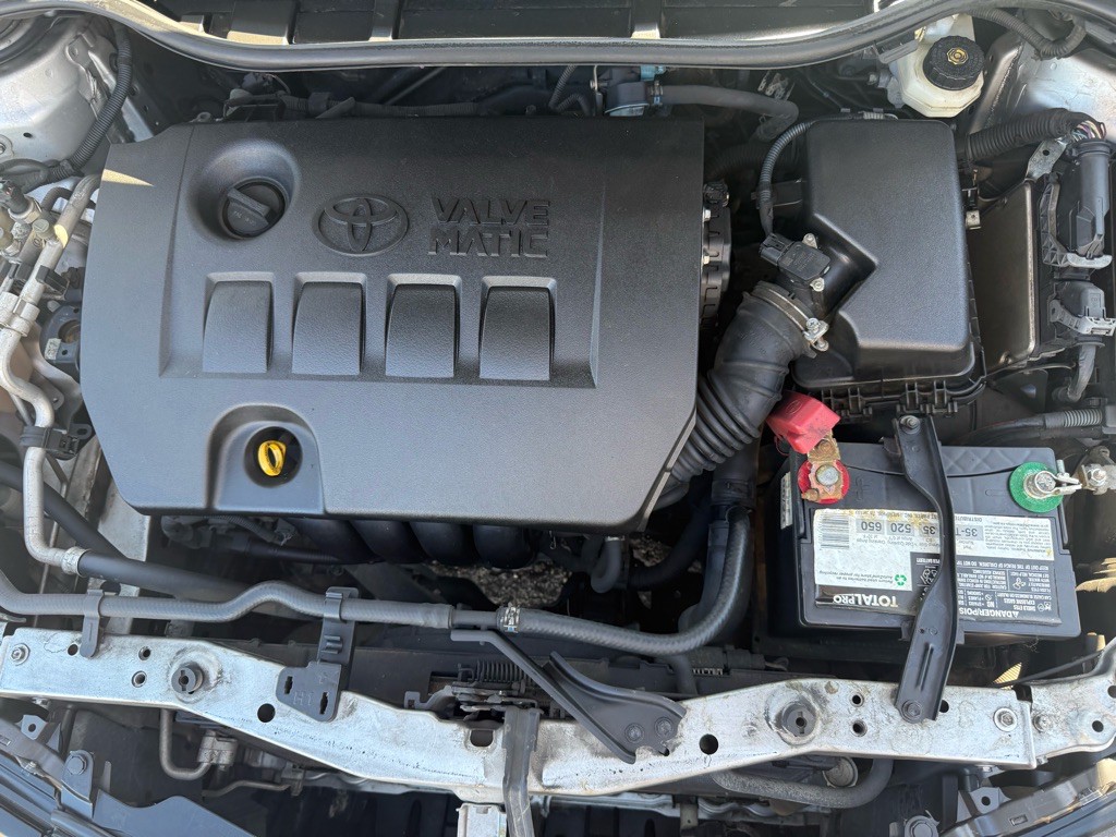 2016 Toyota Corolla Image 10