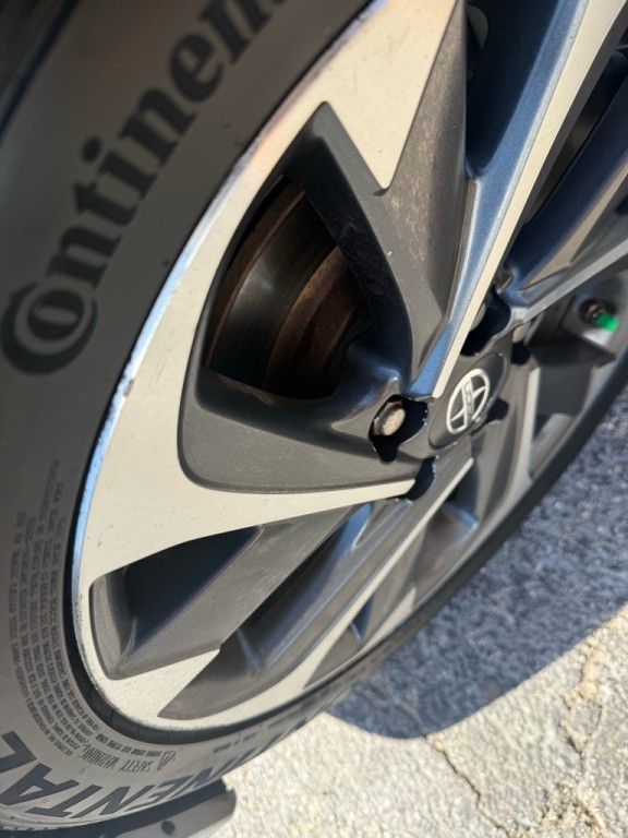 2016 Toyota Corolla Image 20