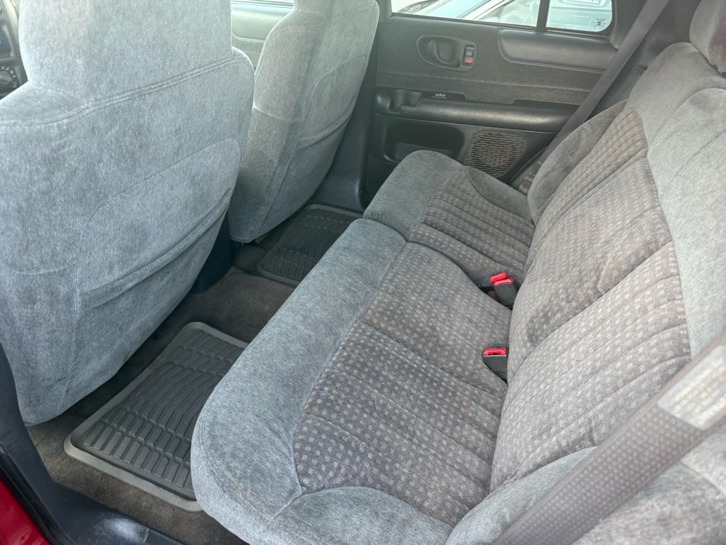 1999 Chevrolet Blazer Image 16