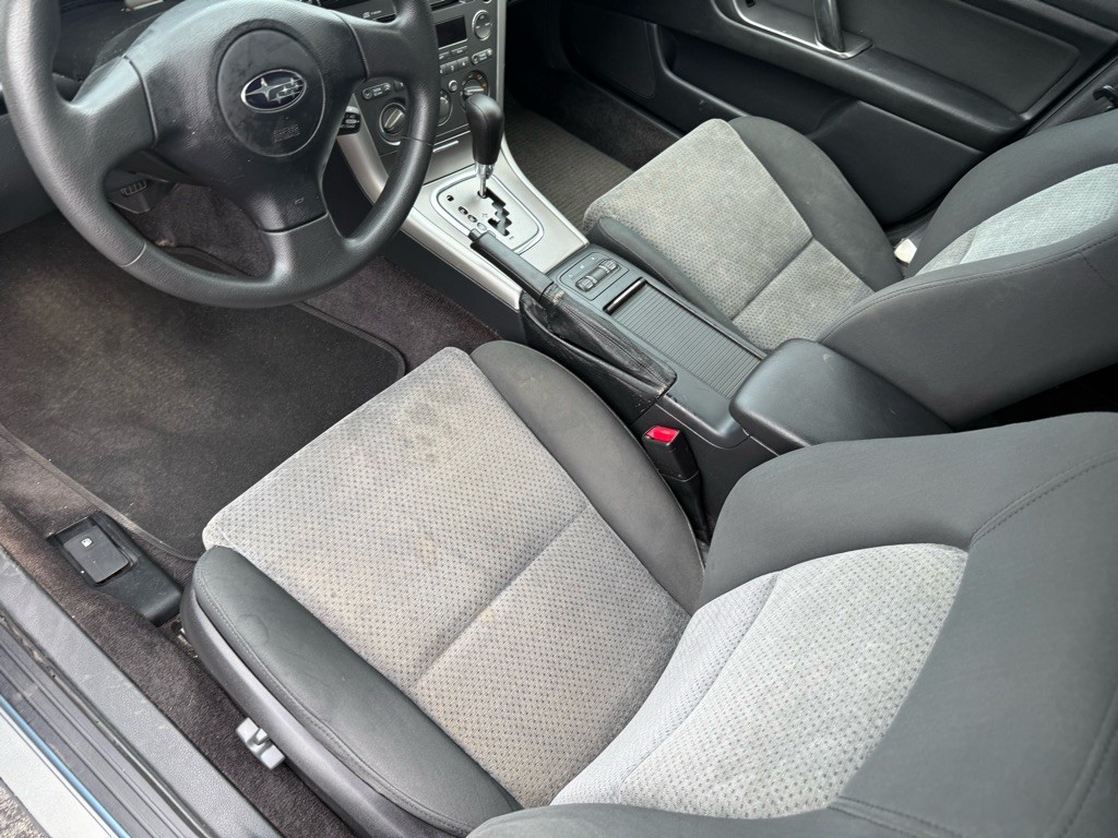 2005 Subaru Legacy Image 7
