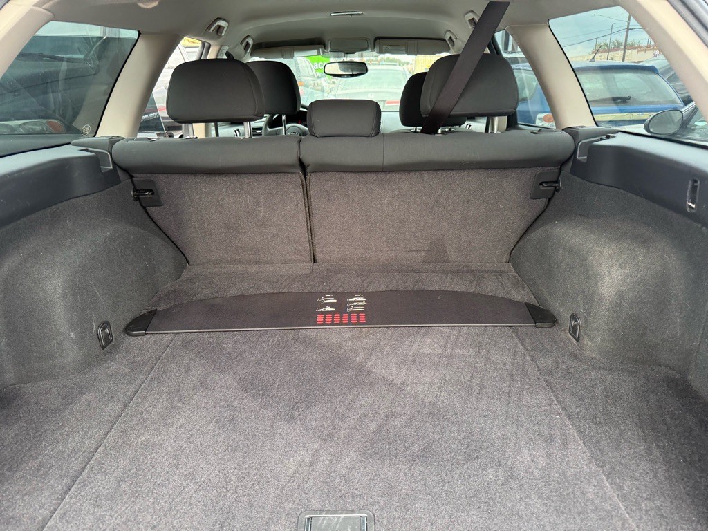 2005 Subaru Legacy Image 10