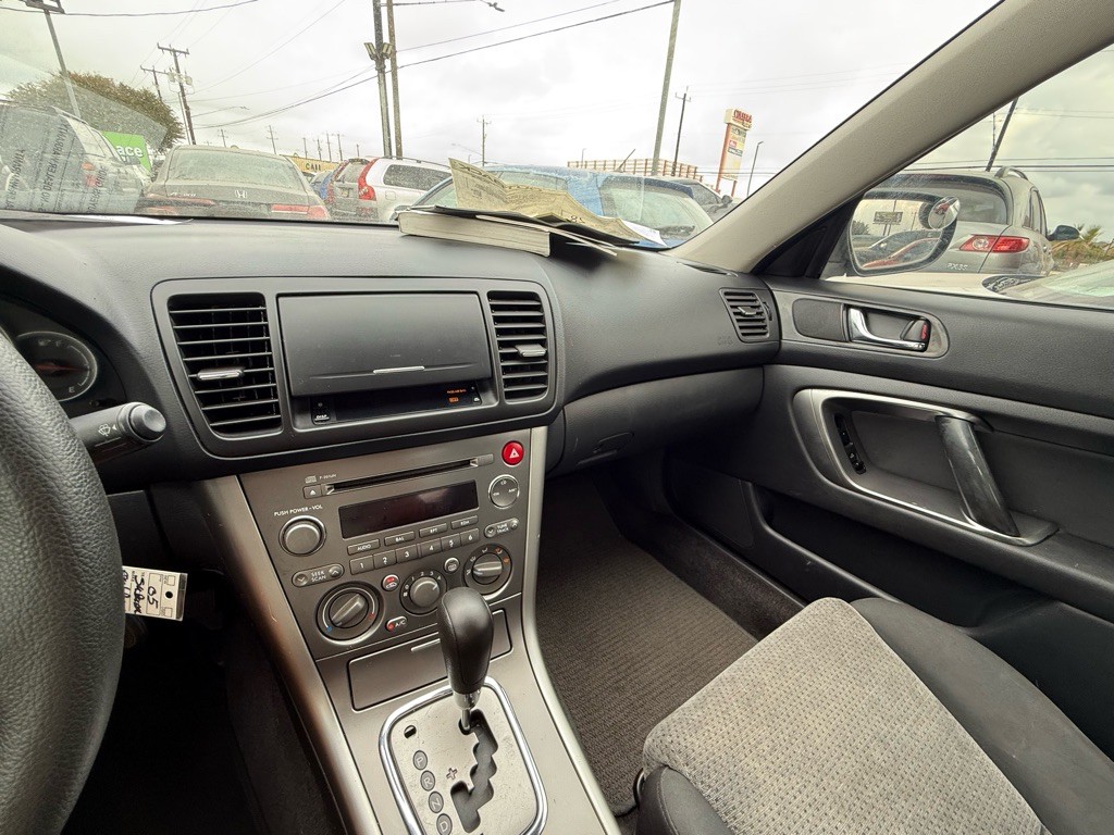 2005 Subaru Legacy Image 23