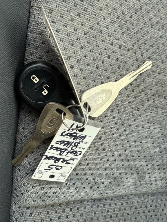 2005 Subaru Legacy Image 39