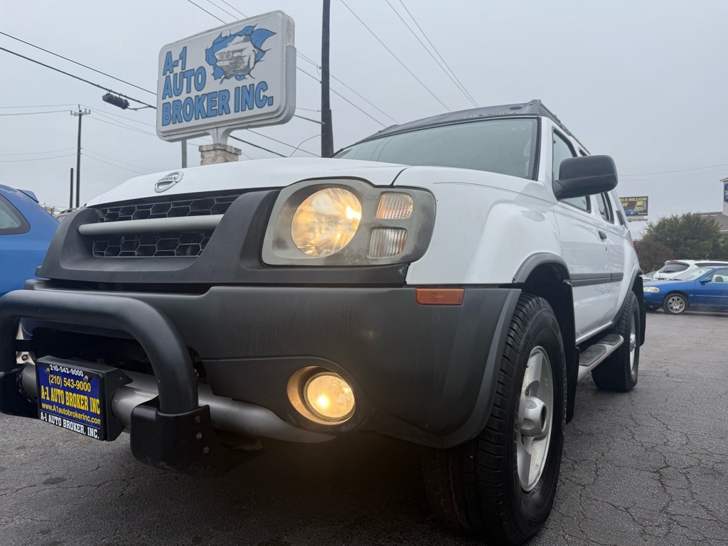 2003 Nissan Xterra Image 1