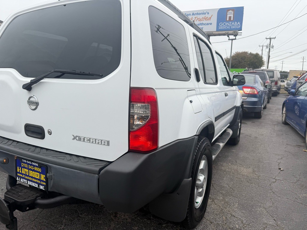 2003 Nissan Xterra Image 4