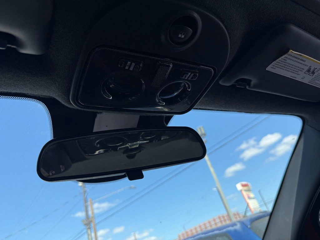 2015 FIAT 500 Image 39