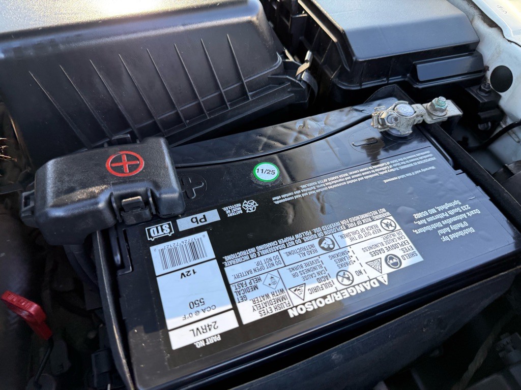 2010 Kia Optima Image 13