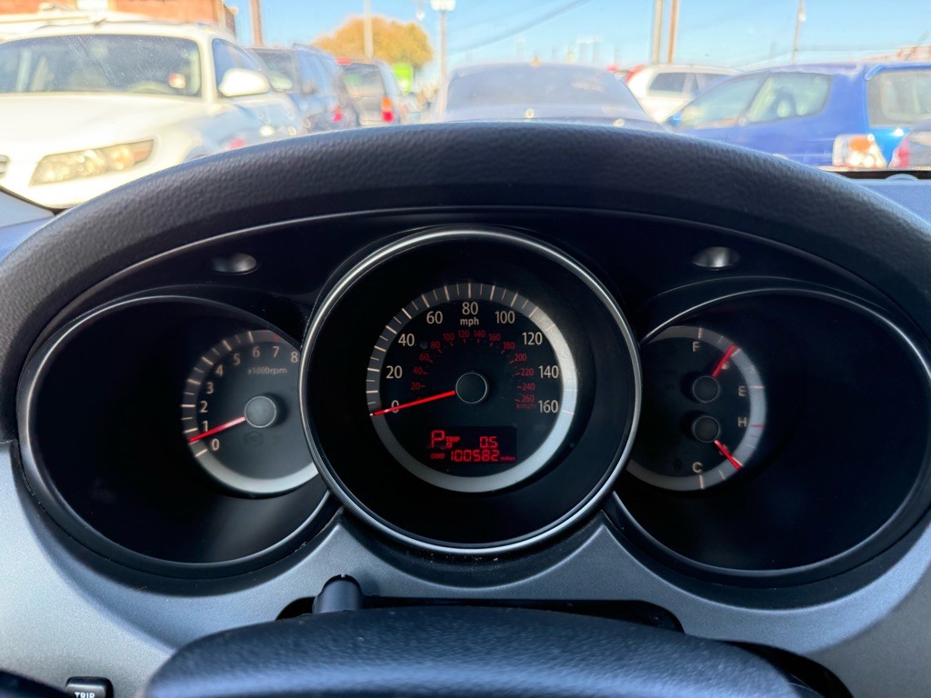 2010 Kia Optima Image 22