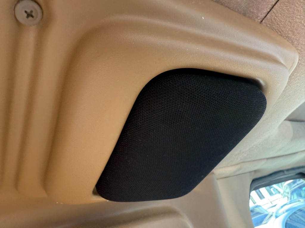 2001 Ford Econoline Image 23