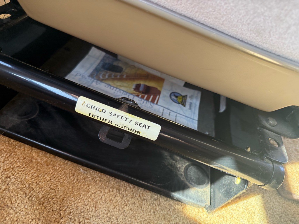 2001 Ford Econoline Image 29