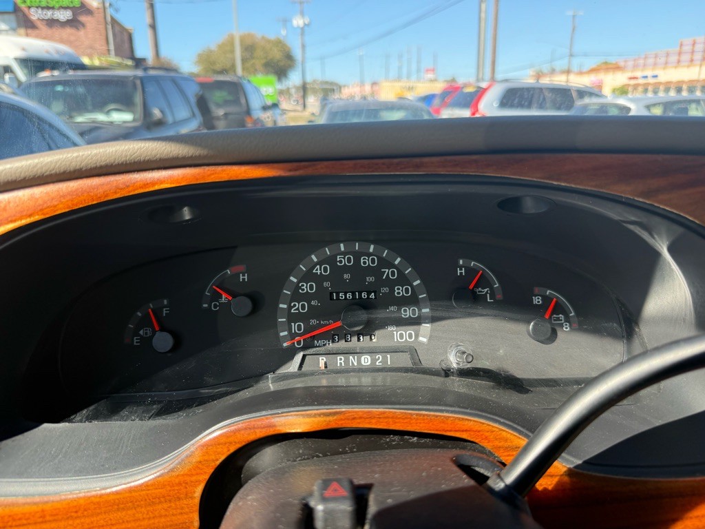 2001 Ford Econoline Image 48