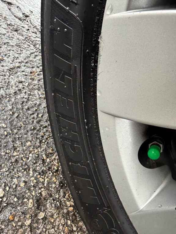 2008 Hyundai Accent Image 13