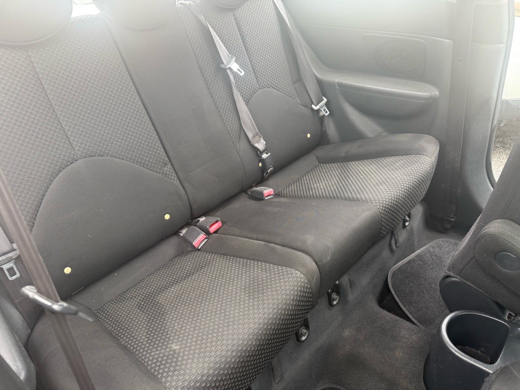 2008 Hyundai Accent Image 17