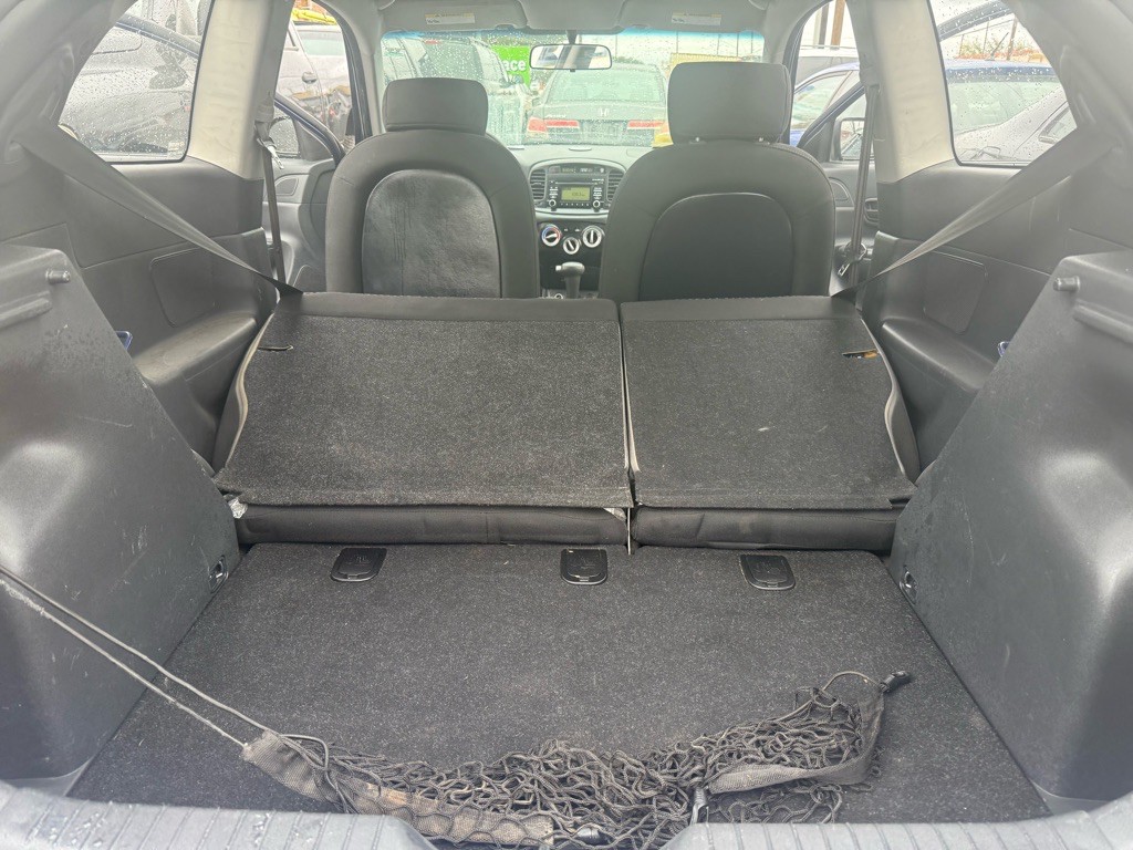 2008 Hyundai Accent Image 23