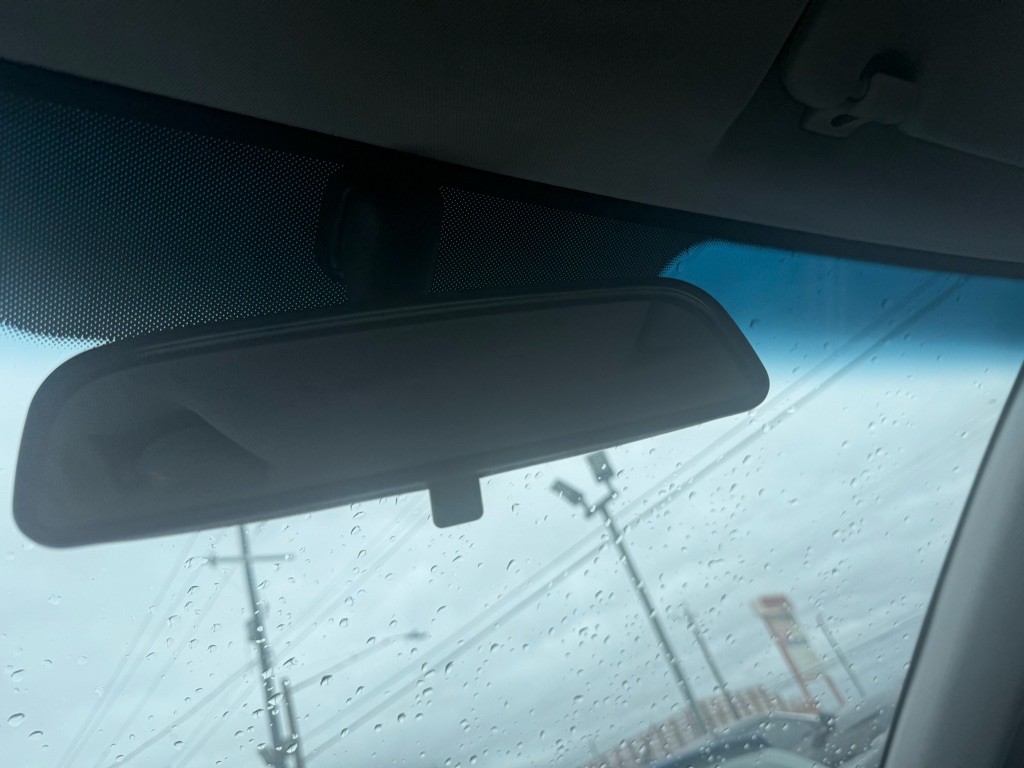 2008 Hyundai Accent Image 38