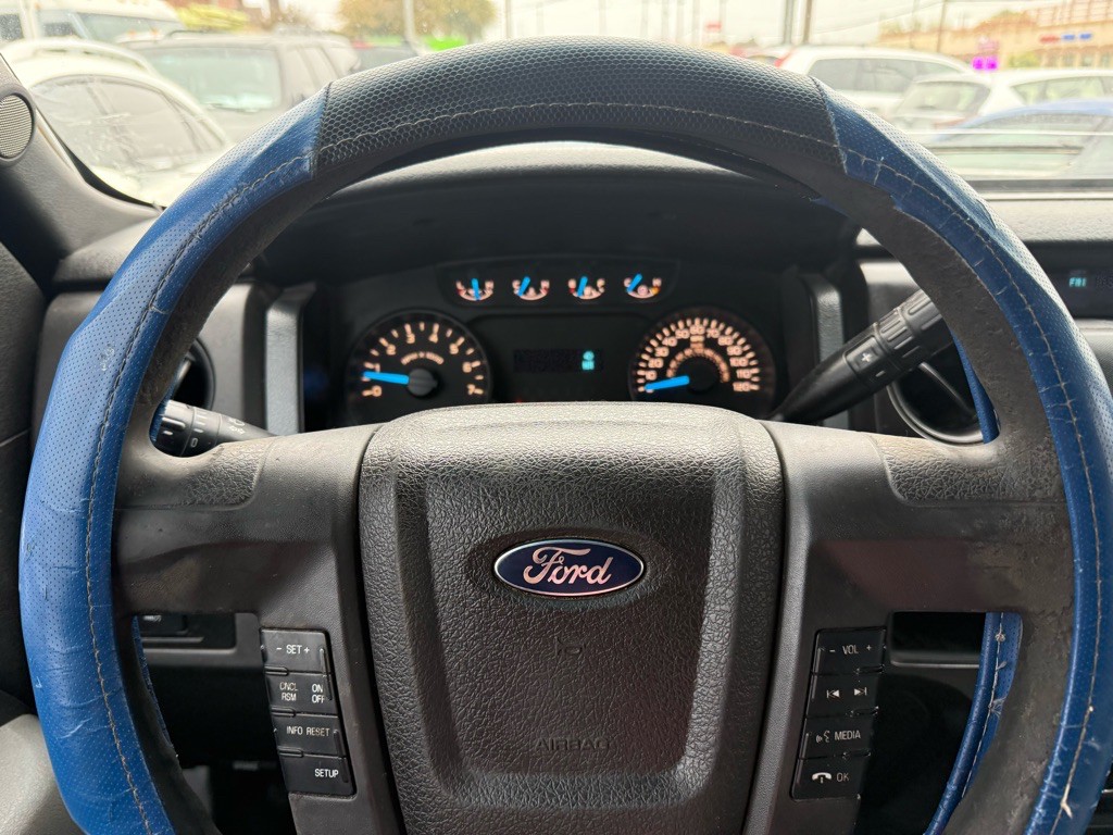 2014 Ford F-150 Image 32