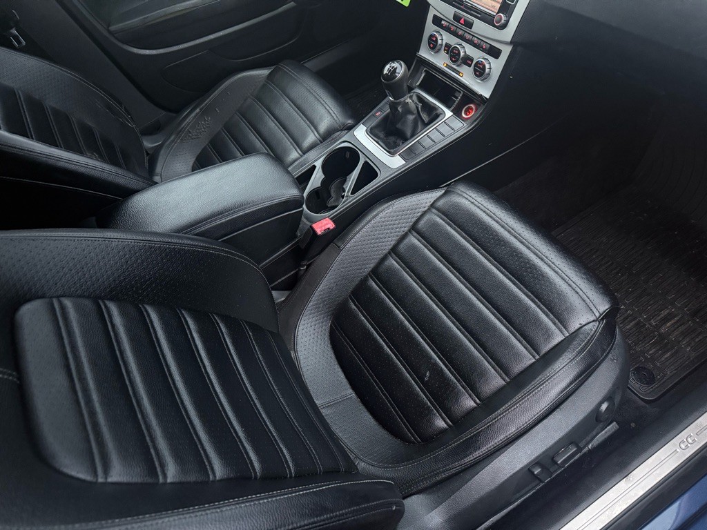 2013 Volkswagen CC Image 30