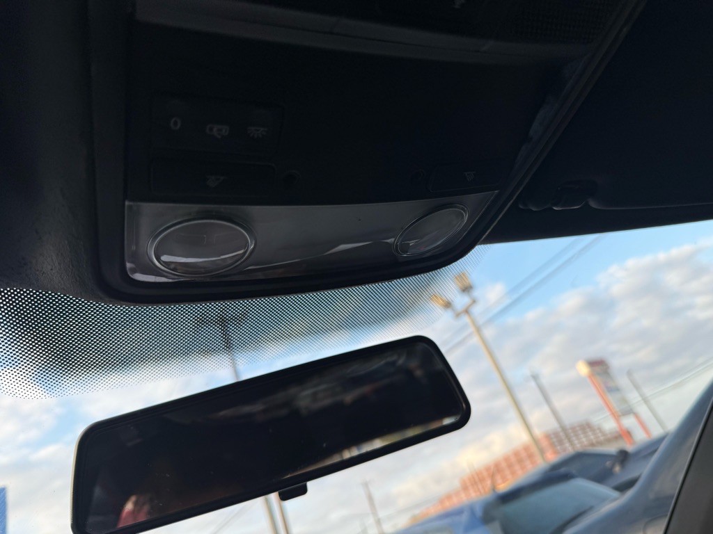 2011 Volkswagen GTI Image 18