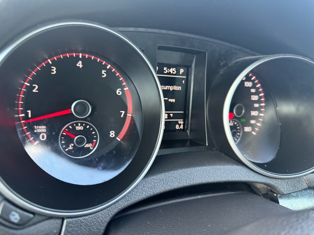 2011 Volkswagen GTI Image 20