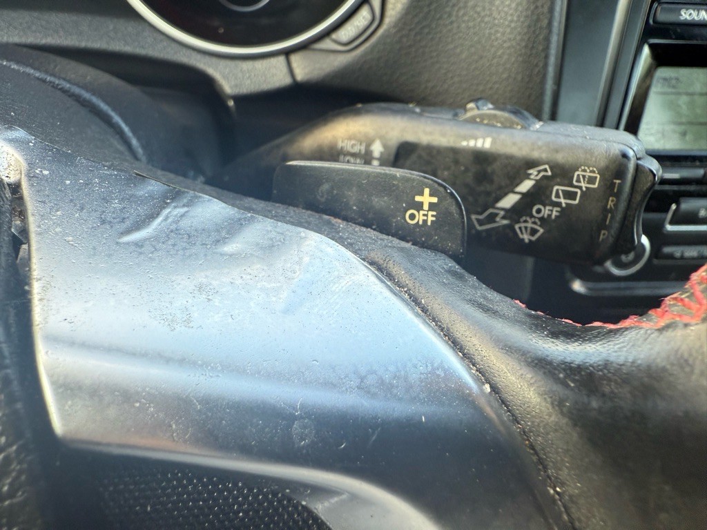 2011 Volkswagen GTI Image 22