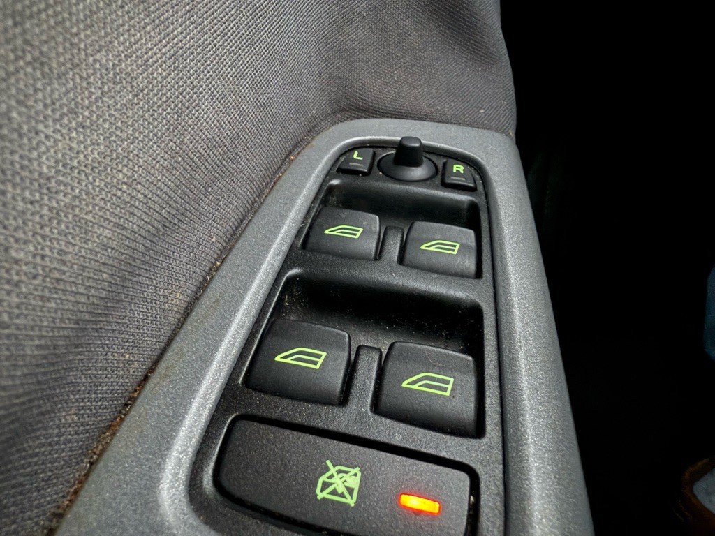 2007 Volvo S40 Image 25