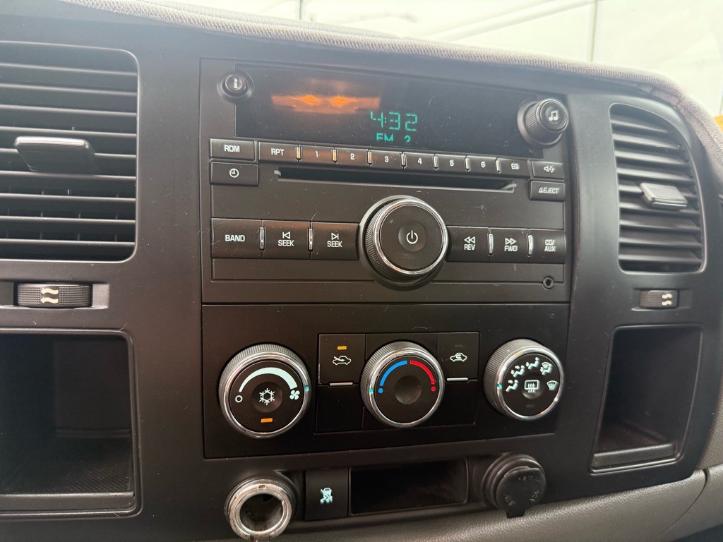 2007 GMC Sierra Image 17