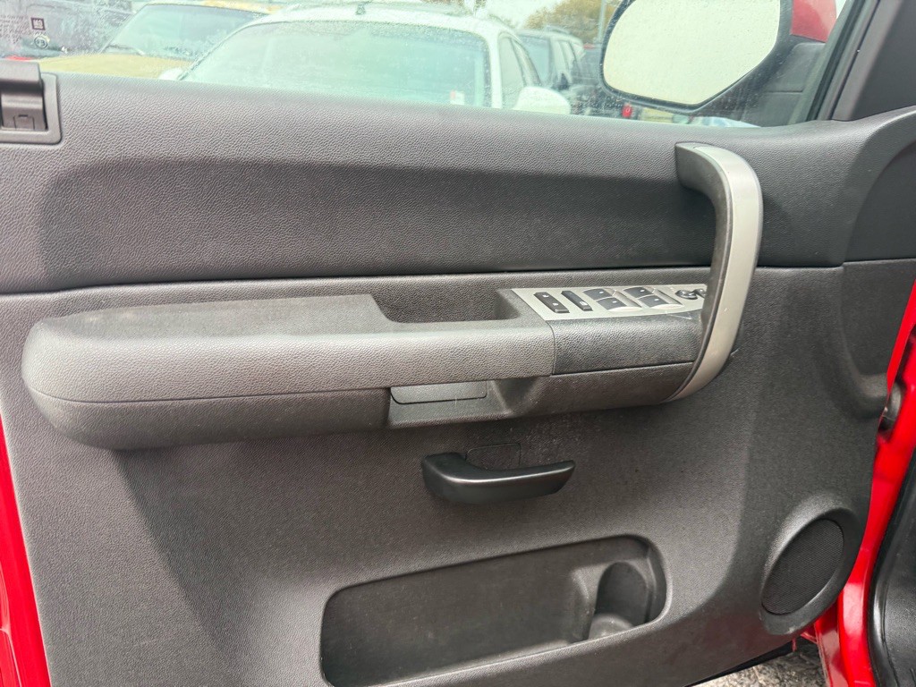 2007 GMC Sierra Image 30