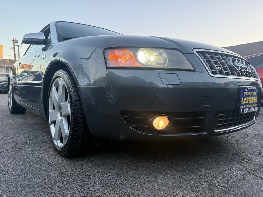 2004 Audi S4 Image 8
