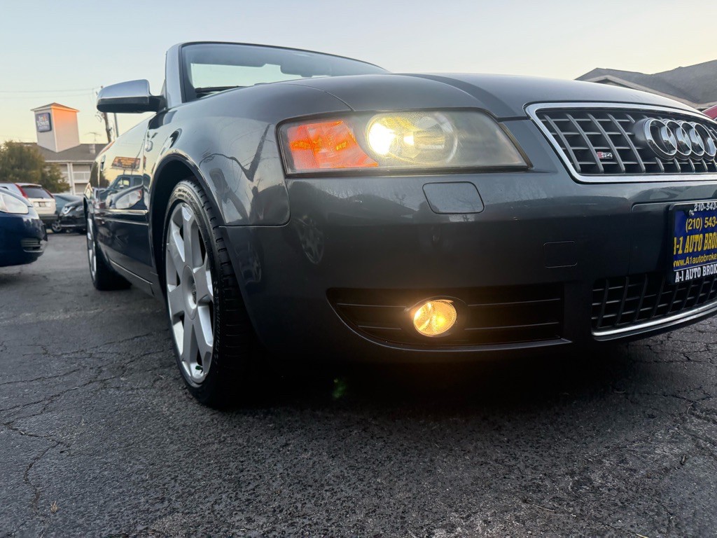 2004 Audi S4 Image 9