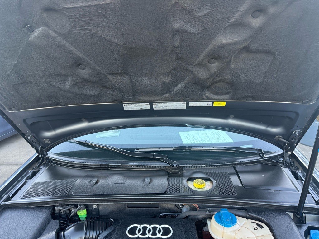 2004 Audi S4 Image 20
