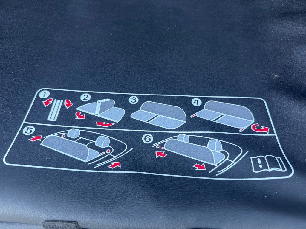 2004 Audi S4 Image 24