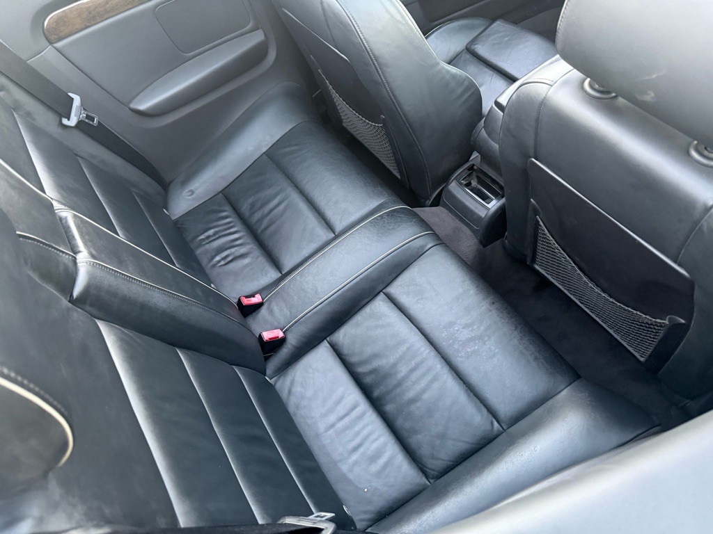 2004 Audi S4 Image 30