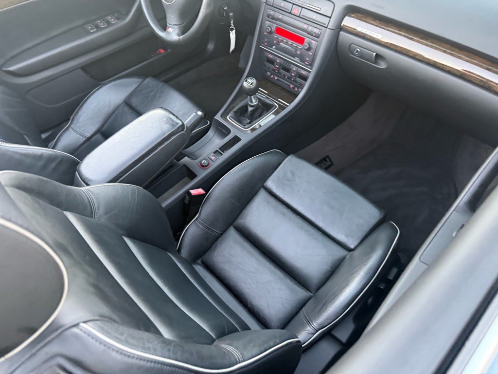 2004 Audi S4 Image 31