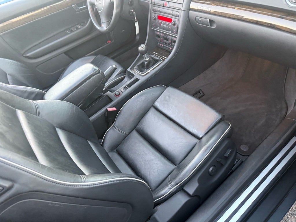 2004 Audi S4 Image 37
