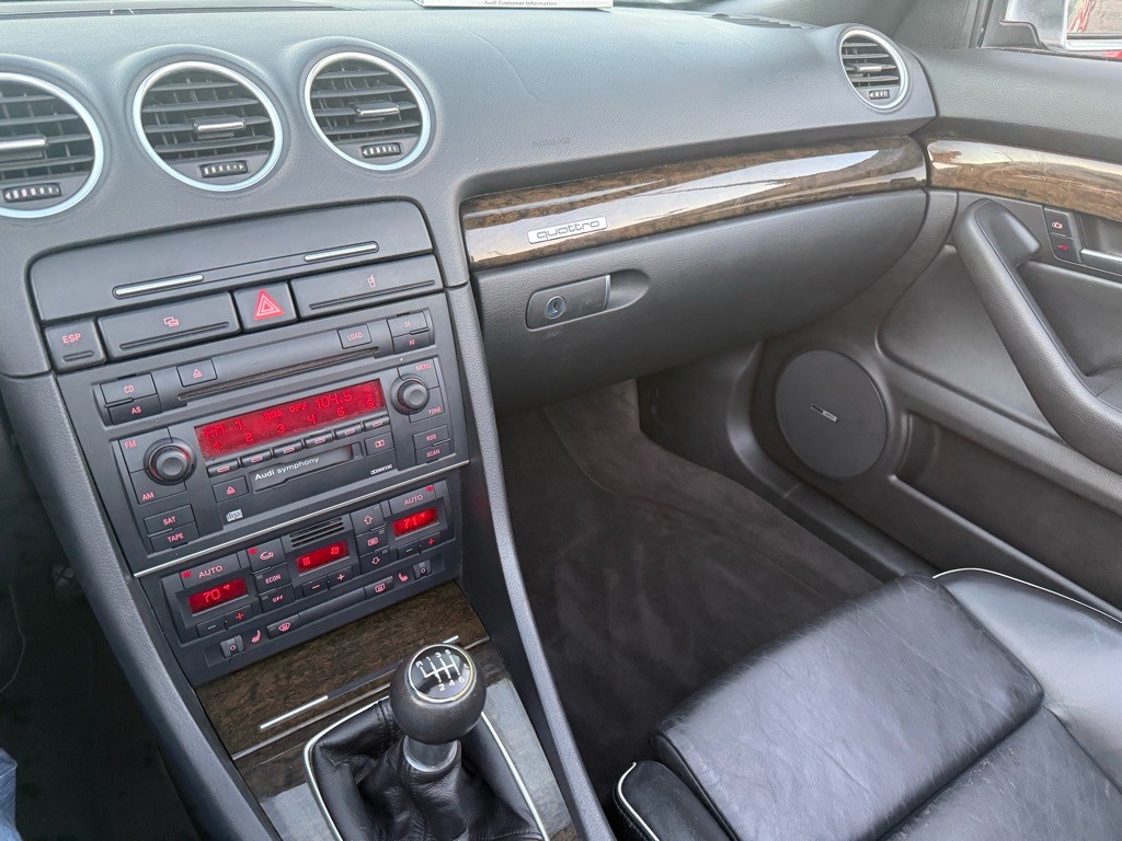 2004 Audi S4 Image 40