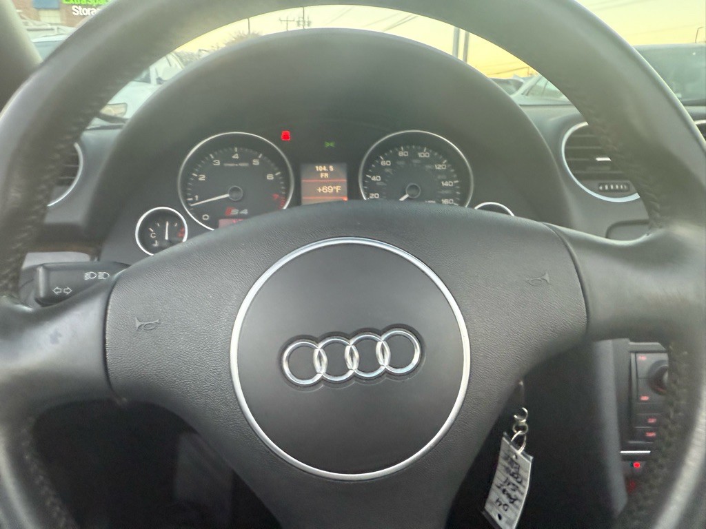 2004 Audi S4 Image 43
