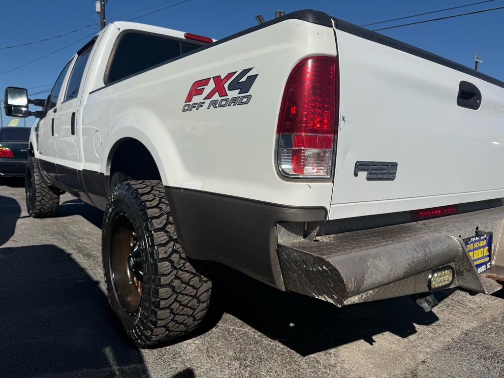 2004 Ford F-250 Image 2