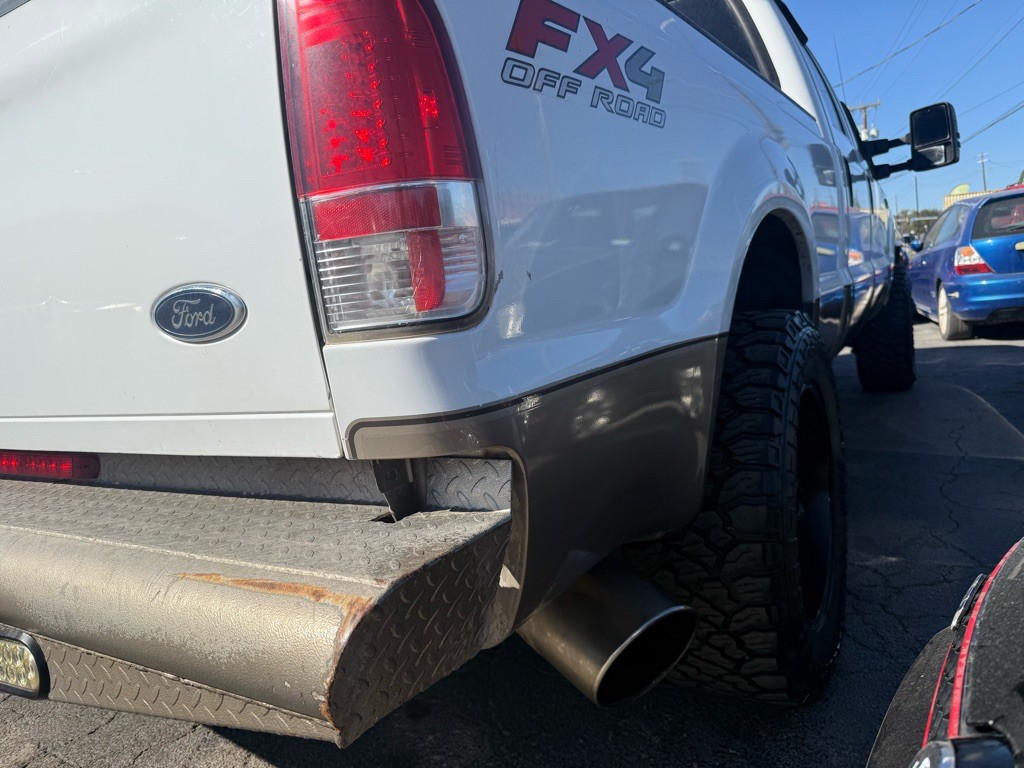 2004 Ford F-250 Image 4
