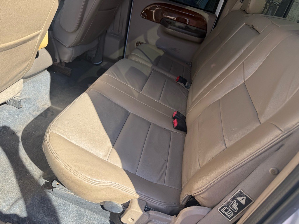 2004 Ford F-250 Image 11