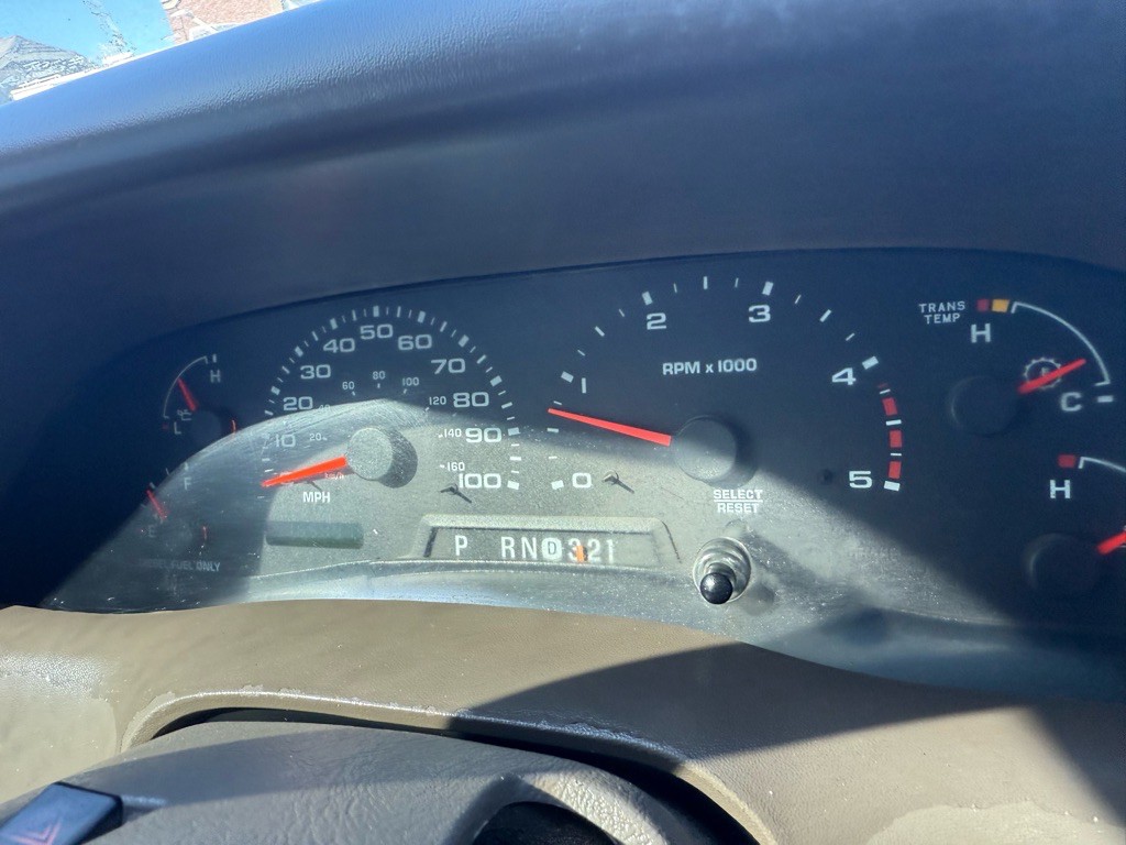 2004 Ford F-250 Image 30