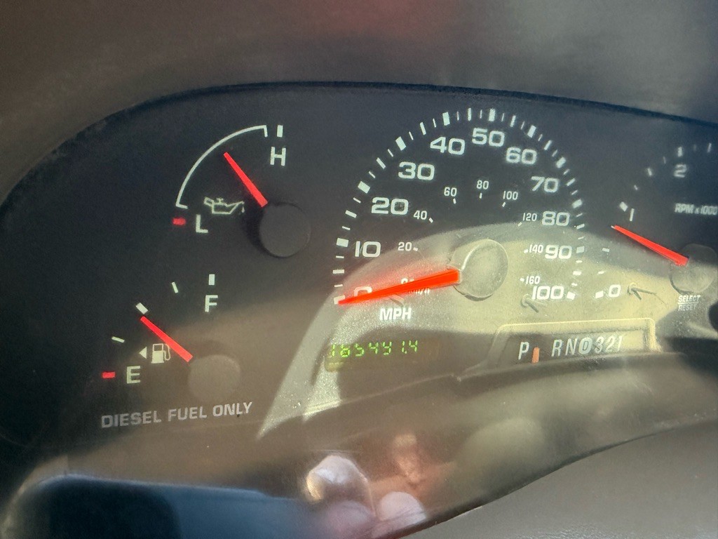 2004 Ford F-250 Image 31